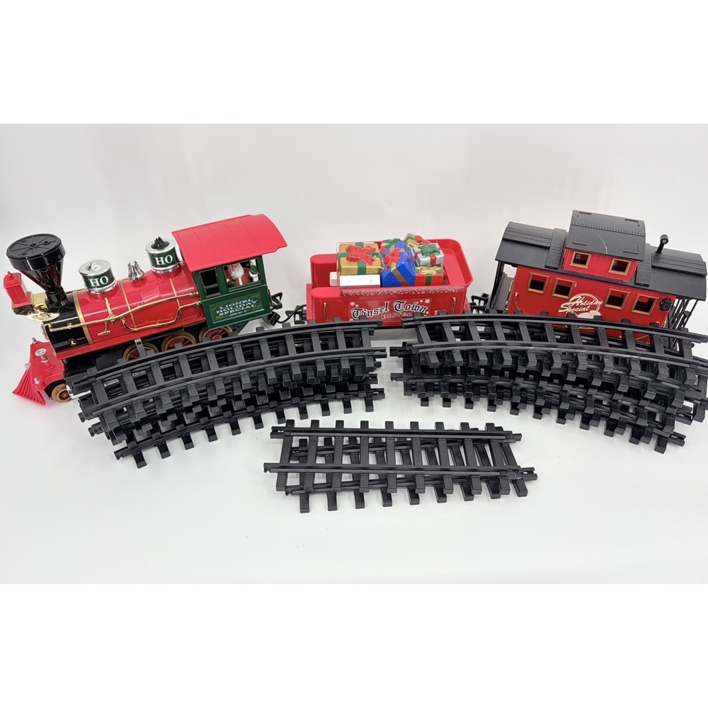 Lionel Holiday Special Train Set BLT 01 G Scale Tinsel Town Express Works Video
